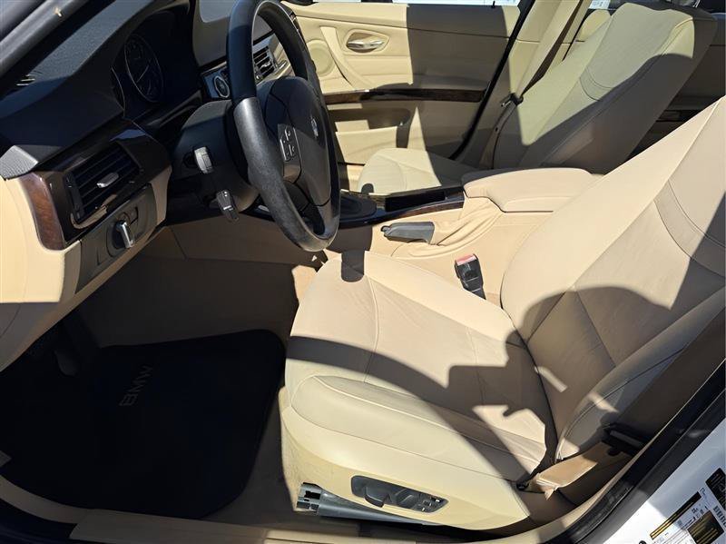 Used 2009 BMW 328i Sedan RWD image 15