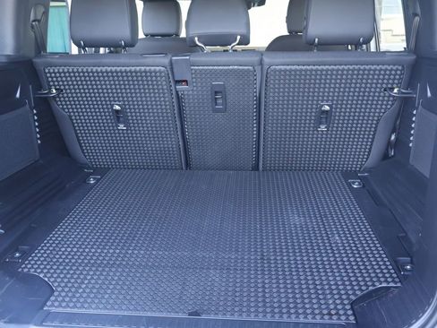 Used 2025 Land Rover Defender 110 S AWD/4WD image 32