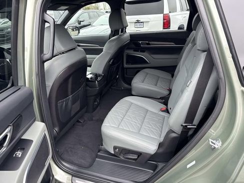 Used 2024 Kia Telluride SX X-Pro image 17