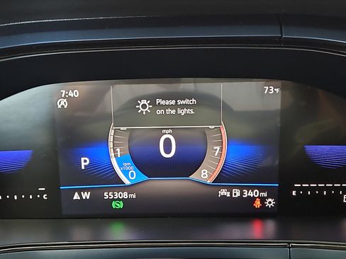 Certified 2023 Volkswagen Taos SE w/ Panoramic Sunroof Package FWD image 42
