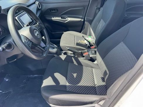 Used 2023 Nissan Versa S w/ Trunk Package image 10