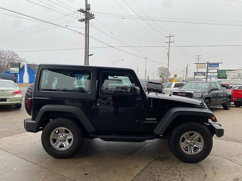 Used 2012 Jeep Wrangler Sport image 3