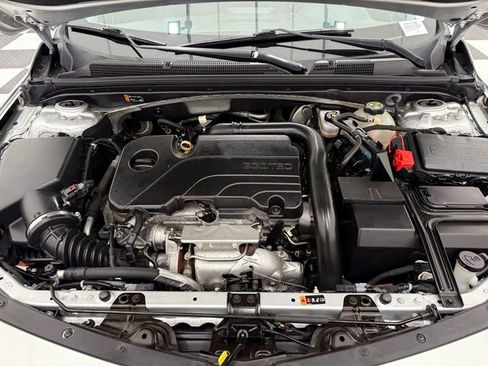 Used 2021 Chevrolet Malibu LT image 8