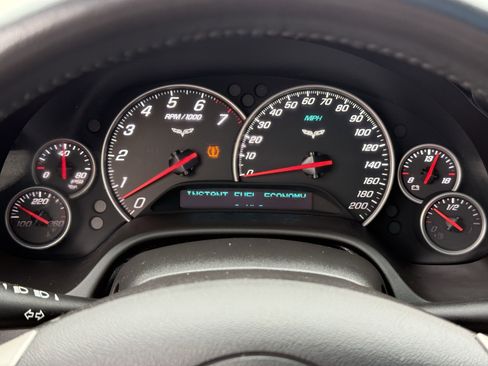 Used 2011 Chevrolet Corvette Grand Sport w/ Preferred Equipment Group image 18