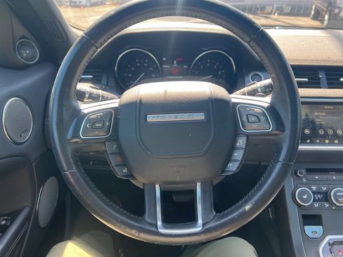 Used 2018 Land Rover Range Rover Evoque Landmark Edition AWD/4WD image 11