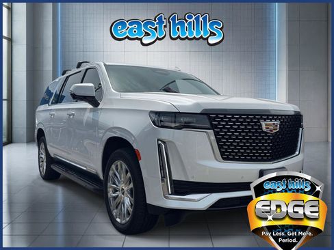 Certified 2022 Cadillac Escalade ESV Premium Luxury AWD/4WD image 1