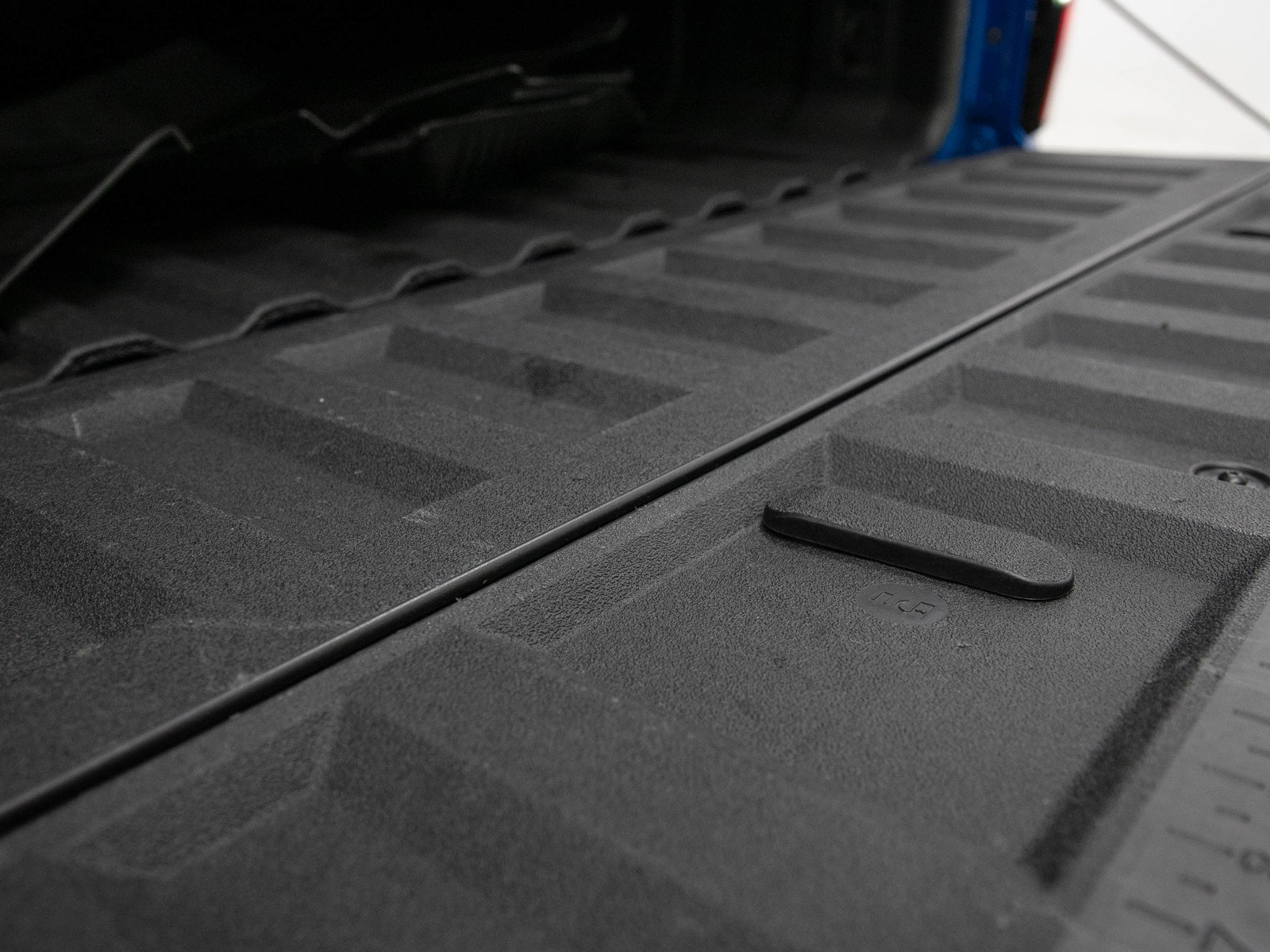 Used 2023 Chevrolet Colorado Trail Boss w/ Technology Package AWD/4WD image 12