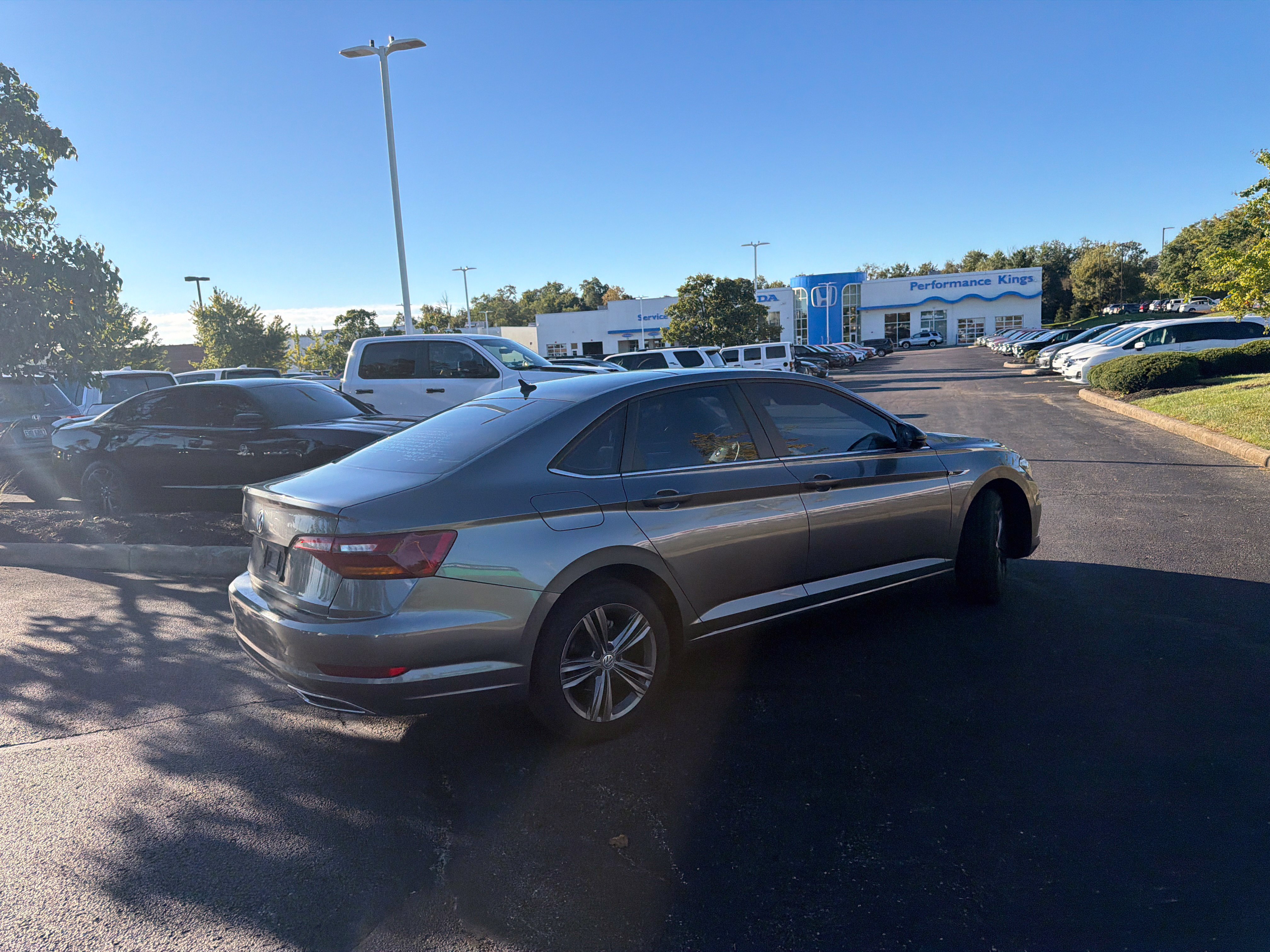 Used 2019 Volkswagen Jetta R-Line FWD image 6