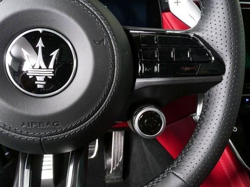 New 2026 Maserati Grecale Folgore AWD/4WD image 12