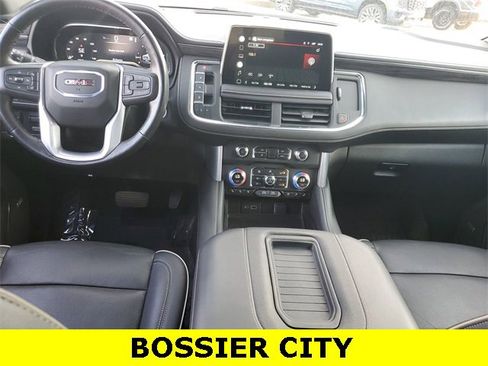 Used 2022 GMC Yukon SLT w/ SLT Luxury Package image 21