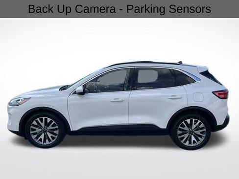 Used 2020 Ford Escape Titanium image 8