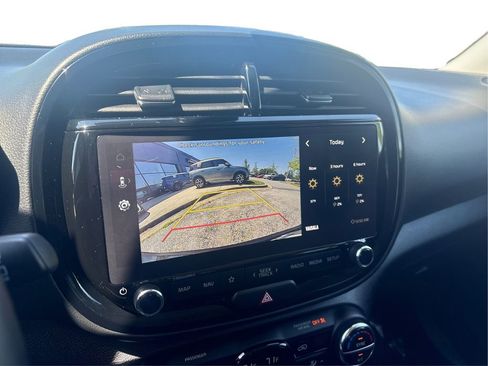 Used 2025 Kia Soul EX FWD image 37