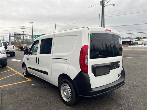 Used 2019 RAM ProMaster City Tradesman image 4