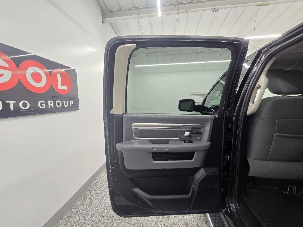 Used 2016 RAM 1500 Lone Star RWD image 26