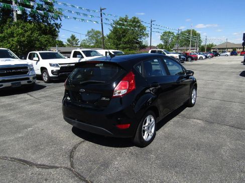 Used 2017 Ford Fiesta SE FWD image 8