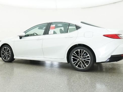 New 2026 Toyota Camry XLE FWD image 20