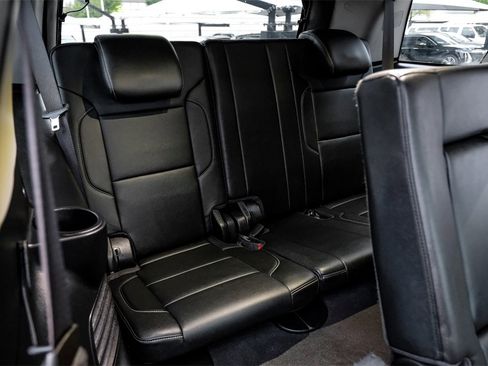 Used 2019 Chevrolet Tahoe LT image 39