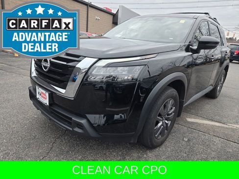 Certified 2023 Nissan Pathfinder SV w/ SV Premium Package image 2