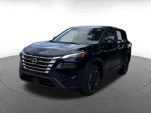 Used 2025 Nissan Rogue SV FWD image 7