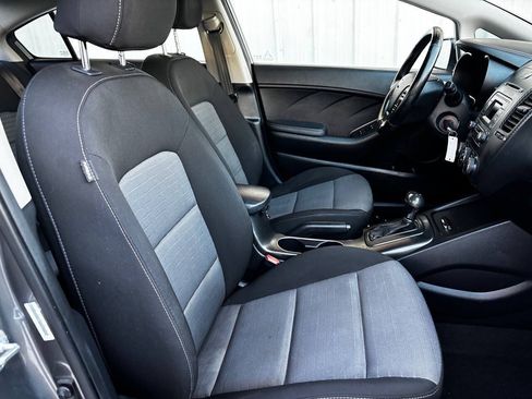 Used 2015 Kia Forte EX FWD image 17