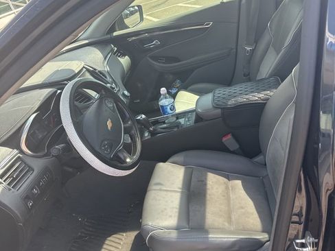 Used 2014 Chevrolet Impala LT FWD image 15