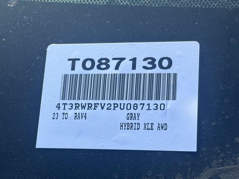 Used 2023 Toyota RAV4 XLE AWD/4WD image 14