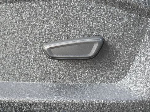 Used 2024 Ford Edge SEL w/ Convenience Package image 56