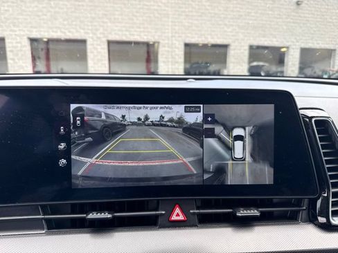 Used 2023 Kia Sportage SX FWD image 12