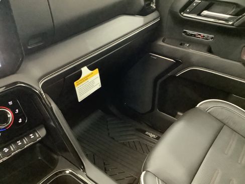 New 2026 GMC Sierra 1500 AT4X w/ AT4X AEV Edition image 32