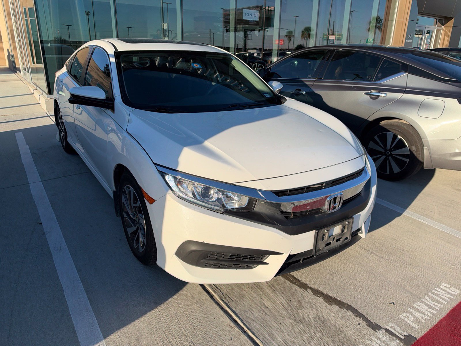 Used 2017 Honda Civic EX image 4