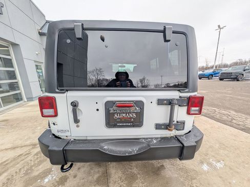 Used 2017 Jeep Wrangler Unlimited Sport w/ Quick Order Package 24S image 8