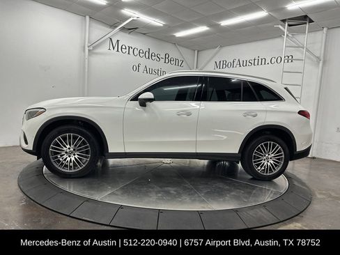 Certified 2026 Mercedes-Benz GLC 300 image 4