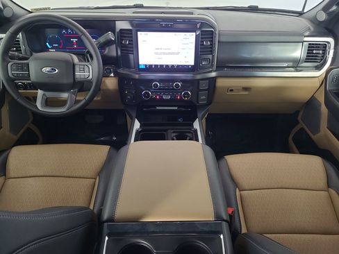 Used 2025 Ford F350 Lariat w/ Chrome Package image 24