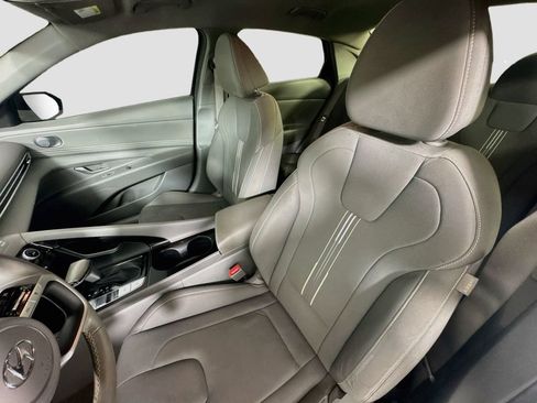Certified 2023 Hyundai Elantra SEL w/ Convenience Package FWD image 22
