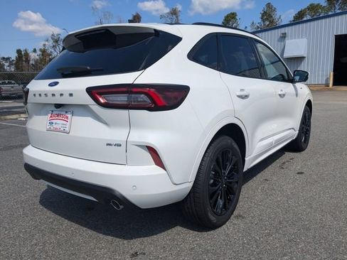 Used 2024 Ford Escape ST-Line Elite AWD/4WD image 4