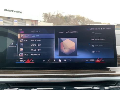 Used 2025 BMW X7 xDrive40i image 23