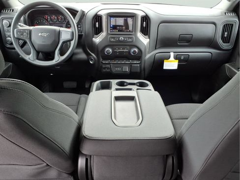 New 2026 Chevrolet Silverado 1500 Custom Trail Boss w/ LPO, Dark Essentials Package image 11