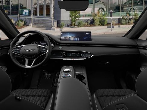 Used 2024 Genesis GV70 3.5T Sport w/ Sport Advanced Package image 17