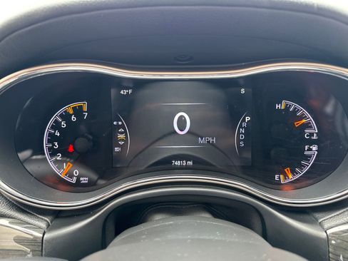 Used 2015 Jeep Grand Cherokee Overland w/ Advanced Technology Group image 15