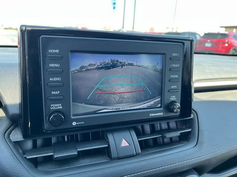 Used 2021 Toyota RAV4 XLE w/ Convenience Package image 34