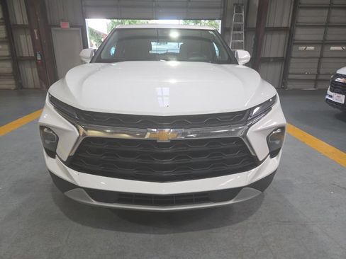 Used 2025 Chevrolet Blazer LT FWD image 6