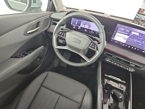 New 2026 Audi Q3 quattro 2.0T AWD/4WD image 37