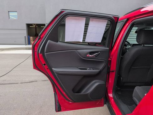 Used 2021 Chevrolet Blazer LT FWD image 25