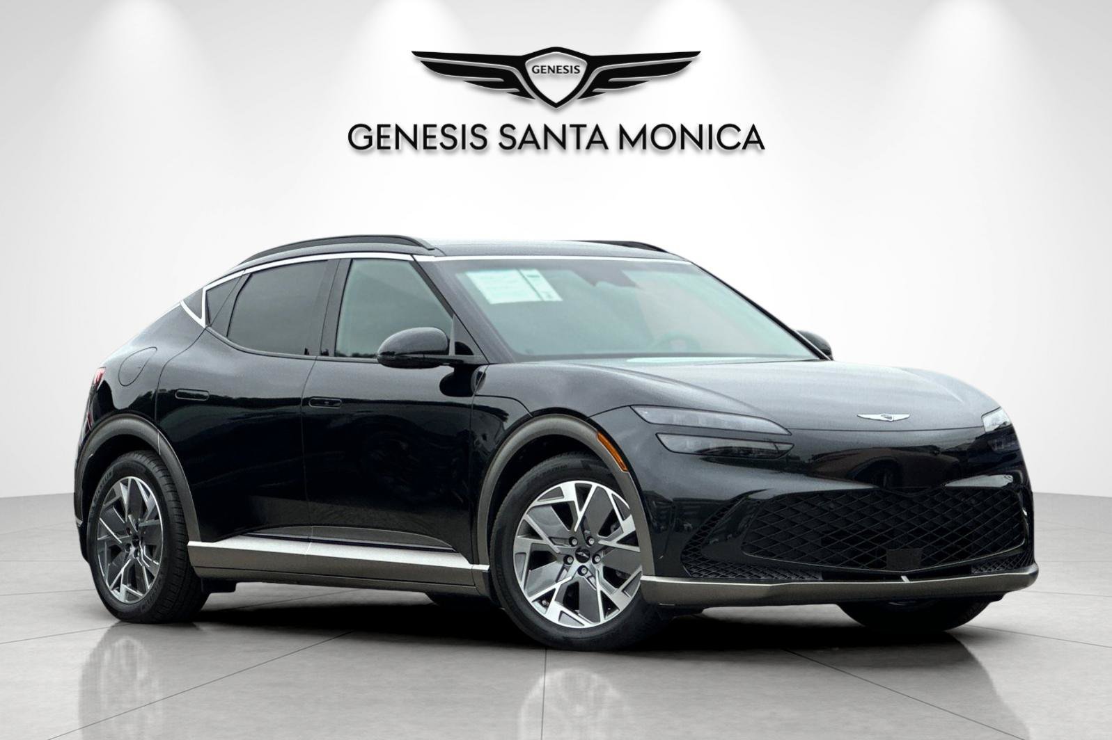 Used 2025 Genesis GV60 Advanced AWD/4WD image 2