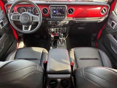 Used 2022 Jeep Gladiator Rubicon w/ Cold Weather Group image 15