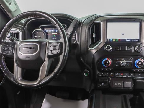 Used 2022 GMC Sierra 3500 Denali image 18