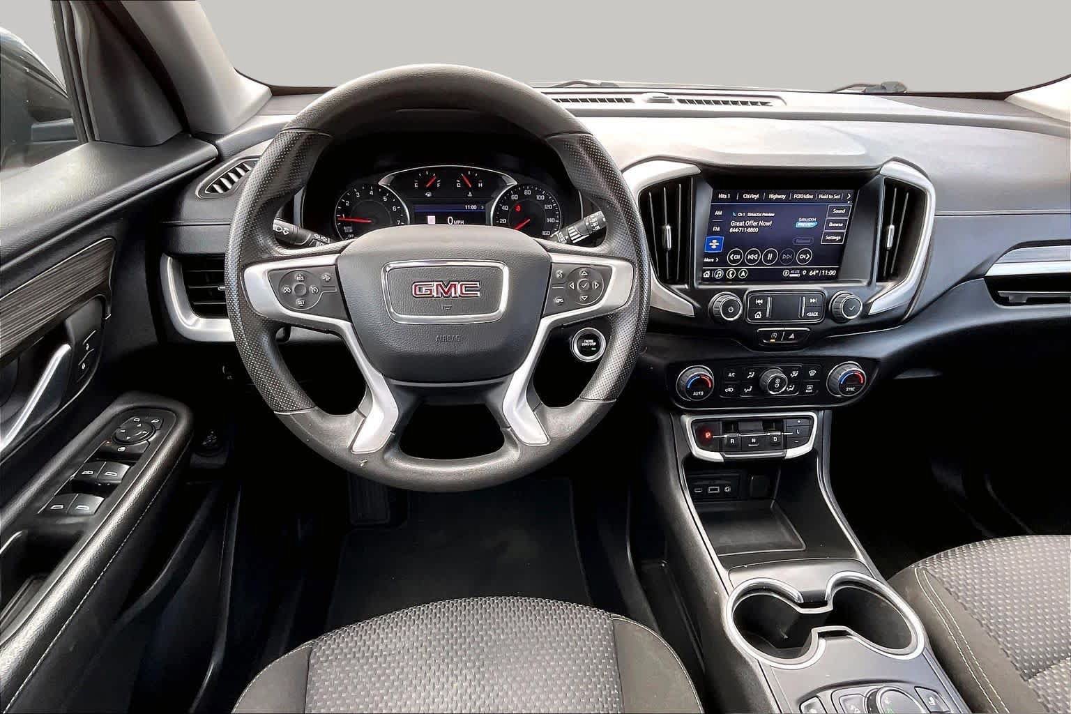 Used 2022 GMC Terrain SLE w/ Driver Convenience Package FWD image 6