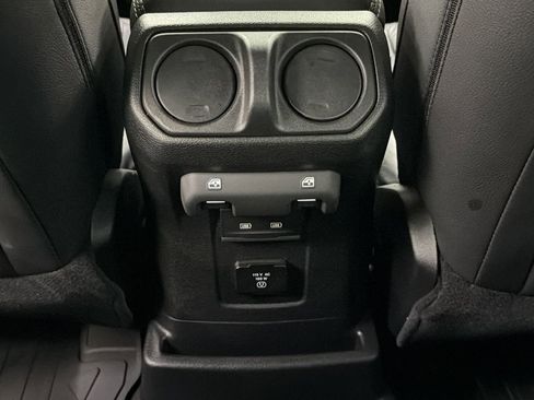 Used 2025 Jeep Wrangler Unlimited Sahara w/ Safety Group image 34