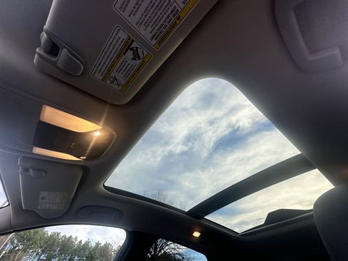 Used 2021 INFINITI QX50 Luxe image 32