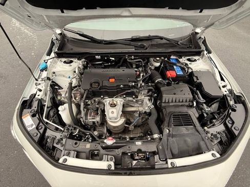Used 2022 Honda Civic Sport image 12